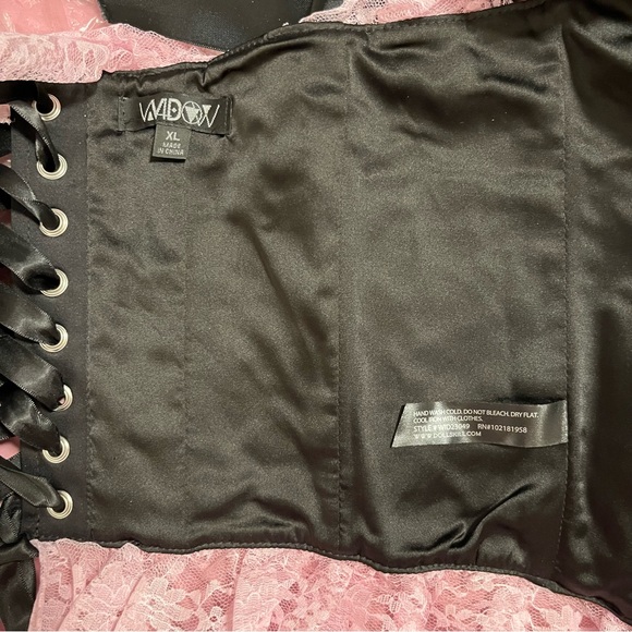 NWT - Widow x Dolls Kill Black & Pink THE CAKE TOPPER BUSTIER TOP - XL - Picture 5 of 11